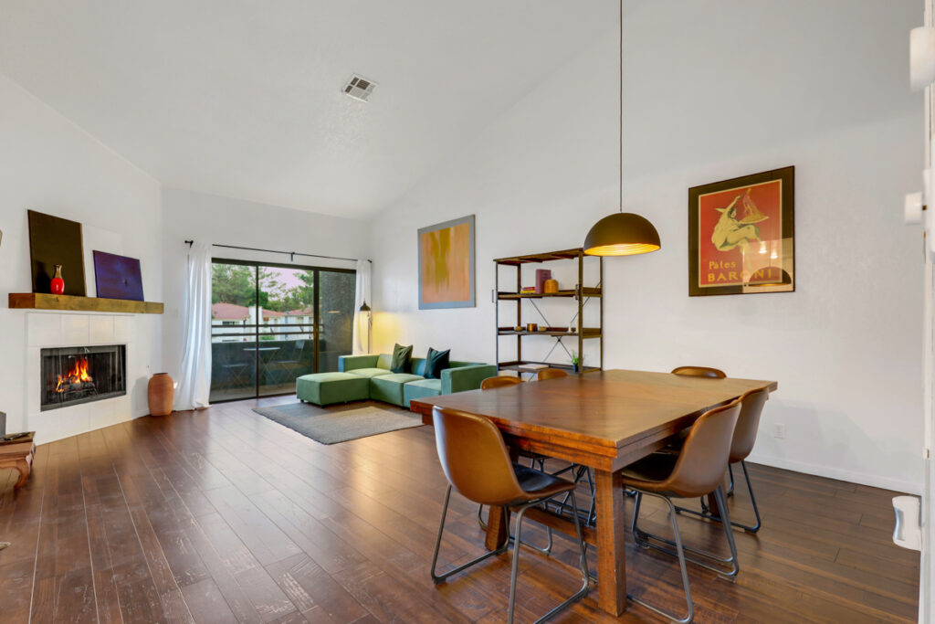 Bright, Modern 4BR with Beautiful Backyard & Pool!